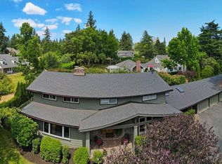 13745 Cameo Ct, Lake Oswego, OR 97034