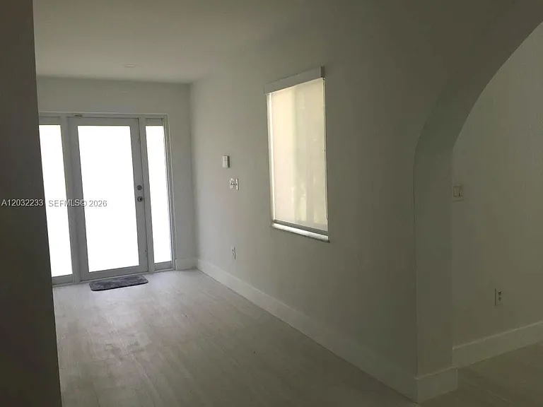 6622 Acacia Ct — Photo 2