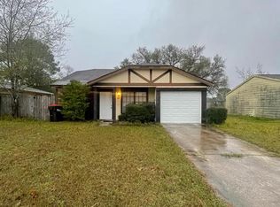 18 Spring Loop Cir, Ocala, FL 34472