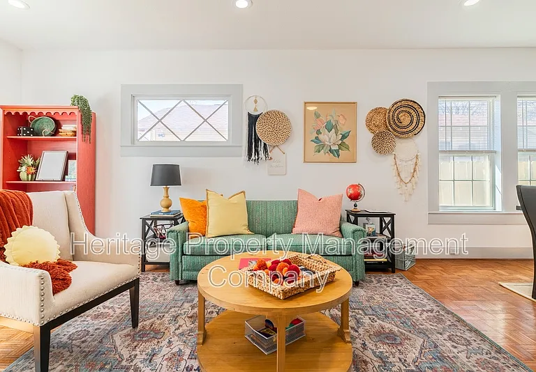 475 E French Pl — Photo 5