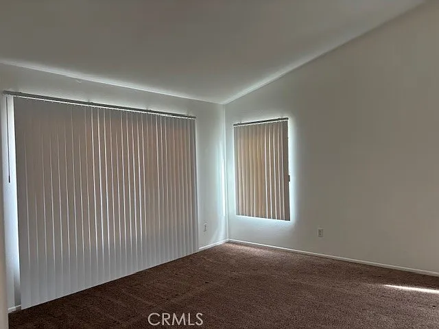 1066 Birch Ln — Photo 3