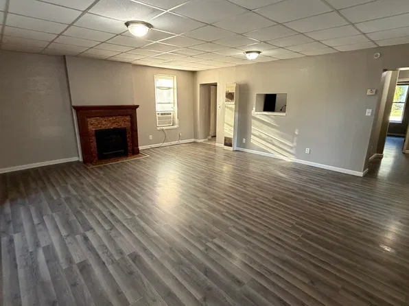 725 N 7th St #1, Keokuk, IA 52632
