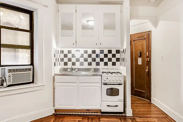 Rented by R New York | media 4