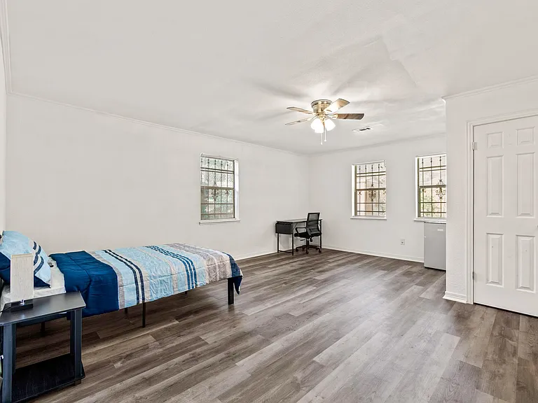 Serenade Ln — Photo 1