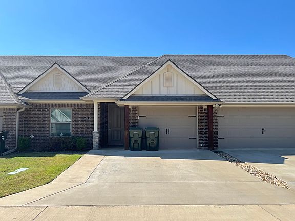 3rd image of 4300 Huntingtower Dr Unit 802