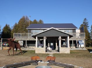 38997 S McKenzie Point Rd, Drummond Island, MI 49726