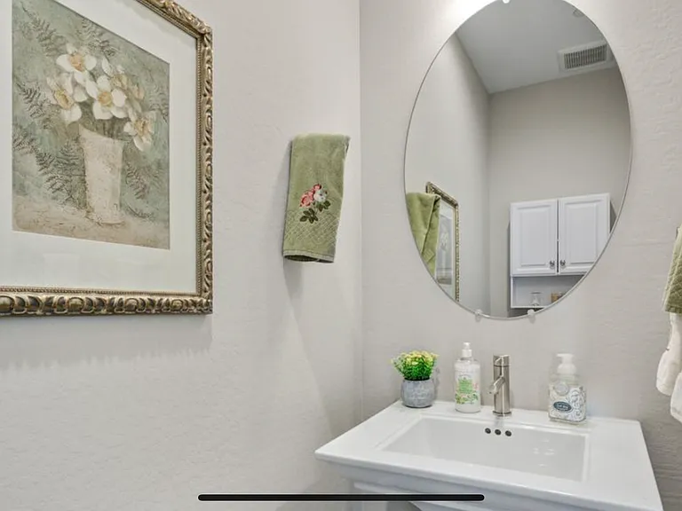 18316 E Spring Valley Ct — Photo 6