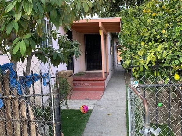 327 W D St, Wilmington, CA 90744
