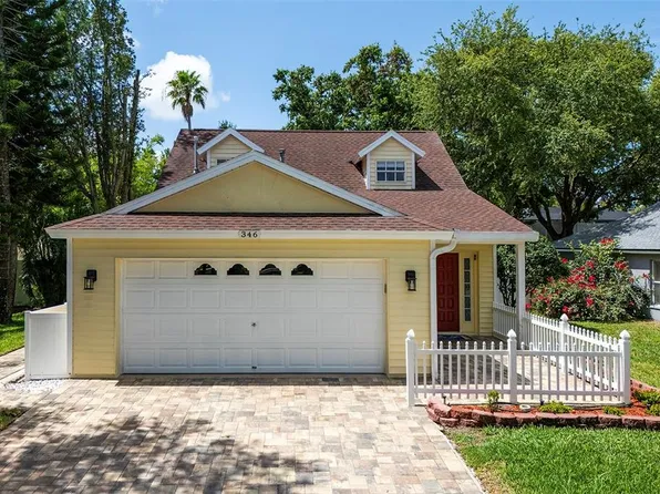 346 Gray Oak Dr, Tarpon Springs, FL 34689