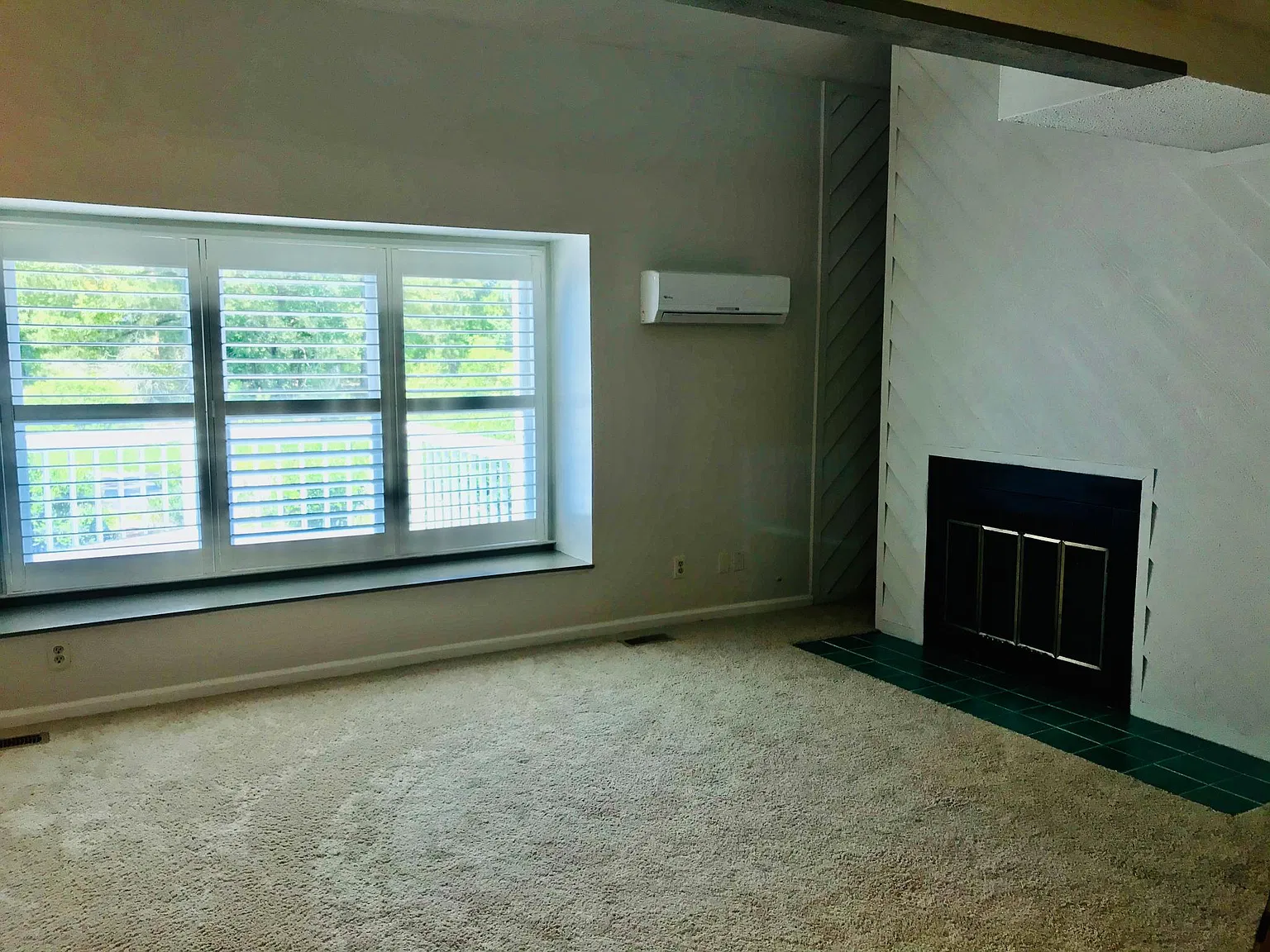 242 Bald Cypress Dr — Photo 2
