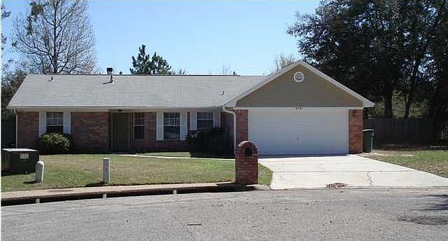 1st image of 2791 Honeywood Dr