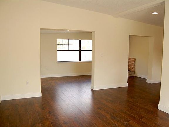5th image of 6701 Cocos Dr