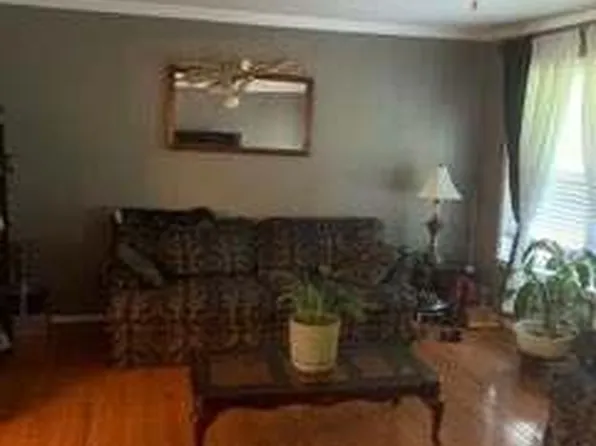 4574 Louise Saint Claire Dr, Doylestown, PA 18902