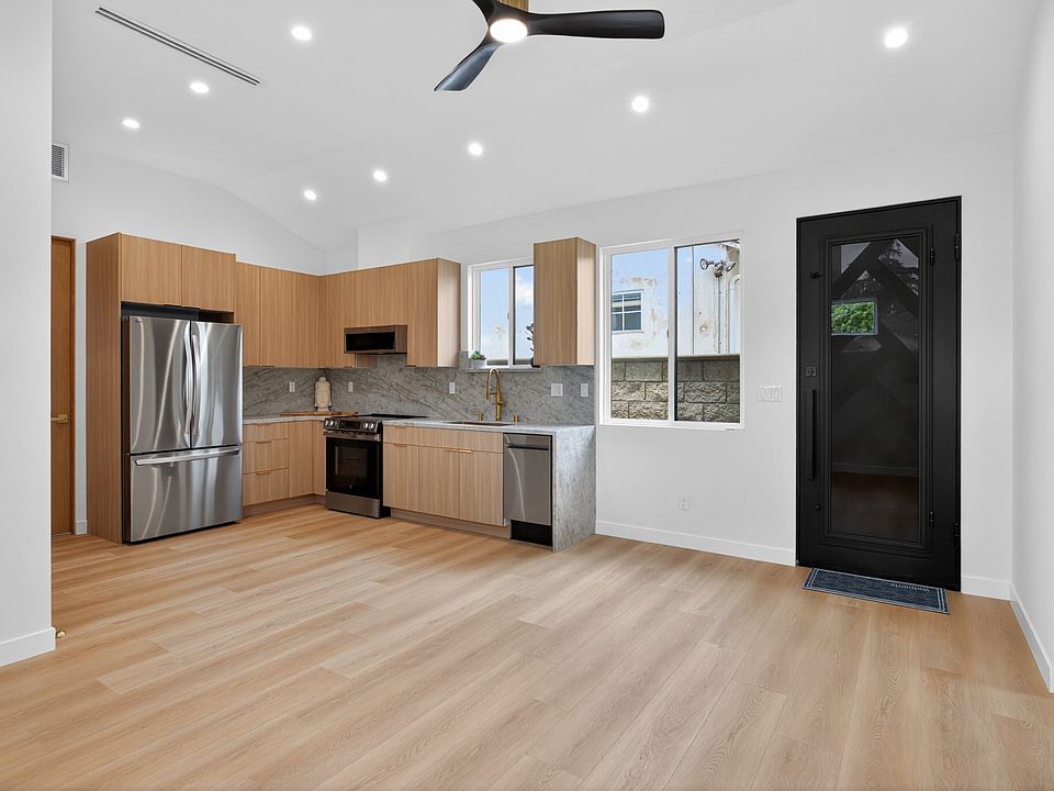 1st image of 17501 Los Alimos St #10809