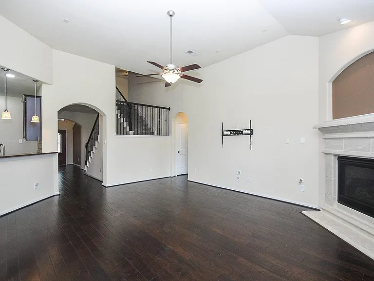 4803 Terrance Fall Dr — Photo 5