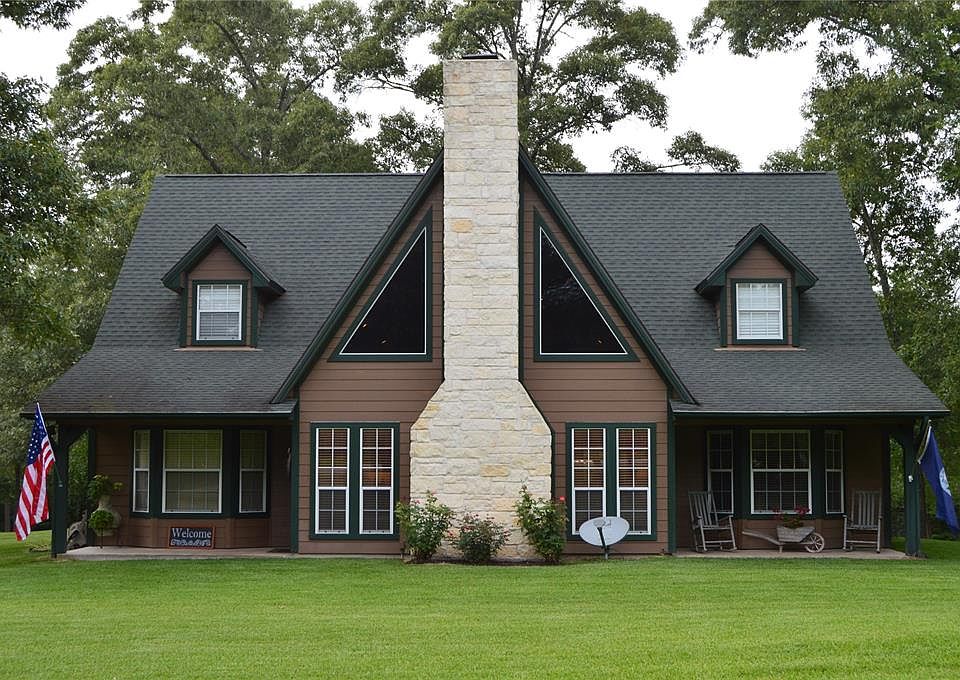 1st image of 12 Highland Dr