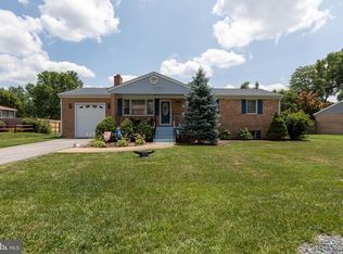 7033 Evergreen Dr, Waldorf, MD 20601