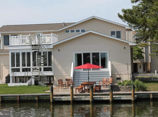 212 Bayshore Dr, Bethany Beach, DE 19930