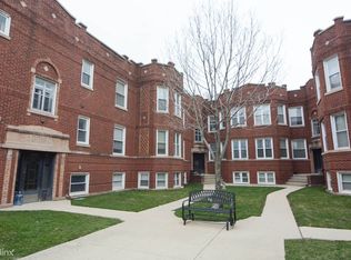 4042 W Addison St #2S, Chicago, IL 60641