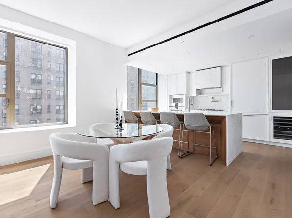 251 West 91st Street image 3 of 20