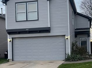 562 Harmony Dr, Greenwood, IN