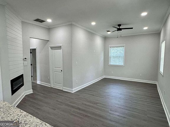 2nd image of 69 4th St