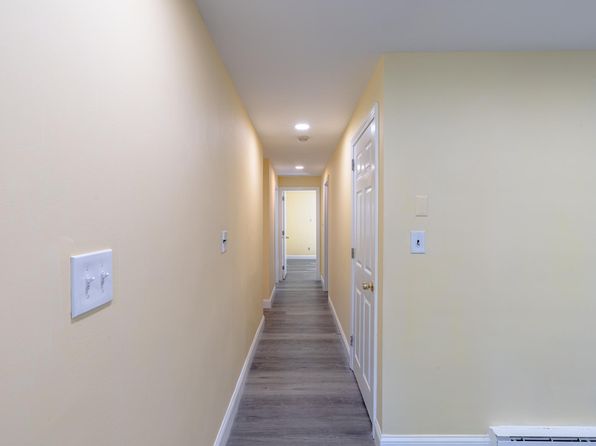 476 Marrett Rd, Lexington, MA 02421