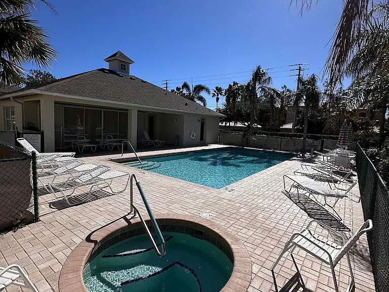 1803 Auburn Lakes Cir — Photo 22