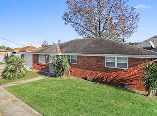2917 Dauterive Dr, Chalmette, LA 70043