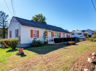 19 James Rd, Methuen, MA 01844