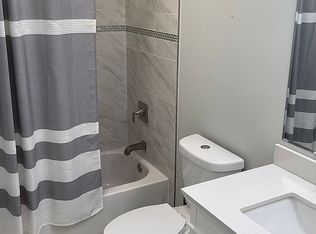 17 Lacosta Ct, Towson, MD 21204
