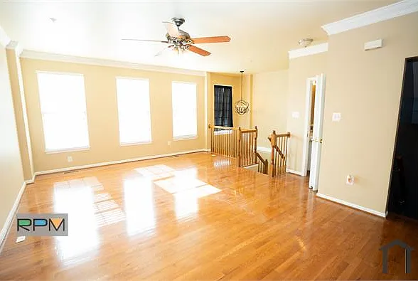 3 bed, $3,500 — Photo 3