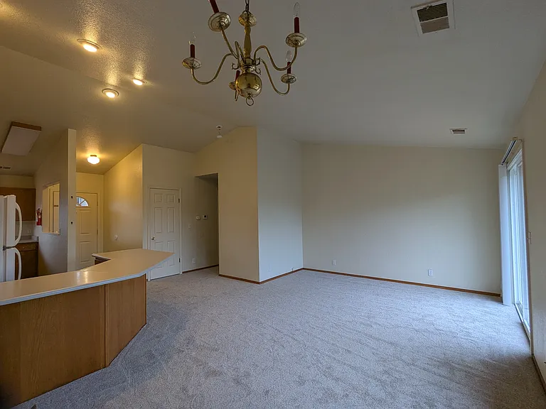 1725 McKinleyville Ave — Photo 2