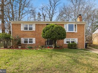 1405 Shady Glen Dr, District Heights, MD 20747