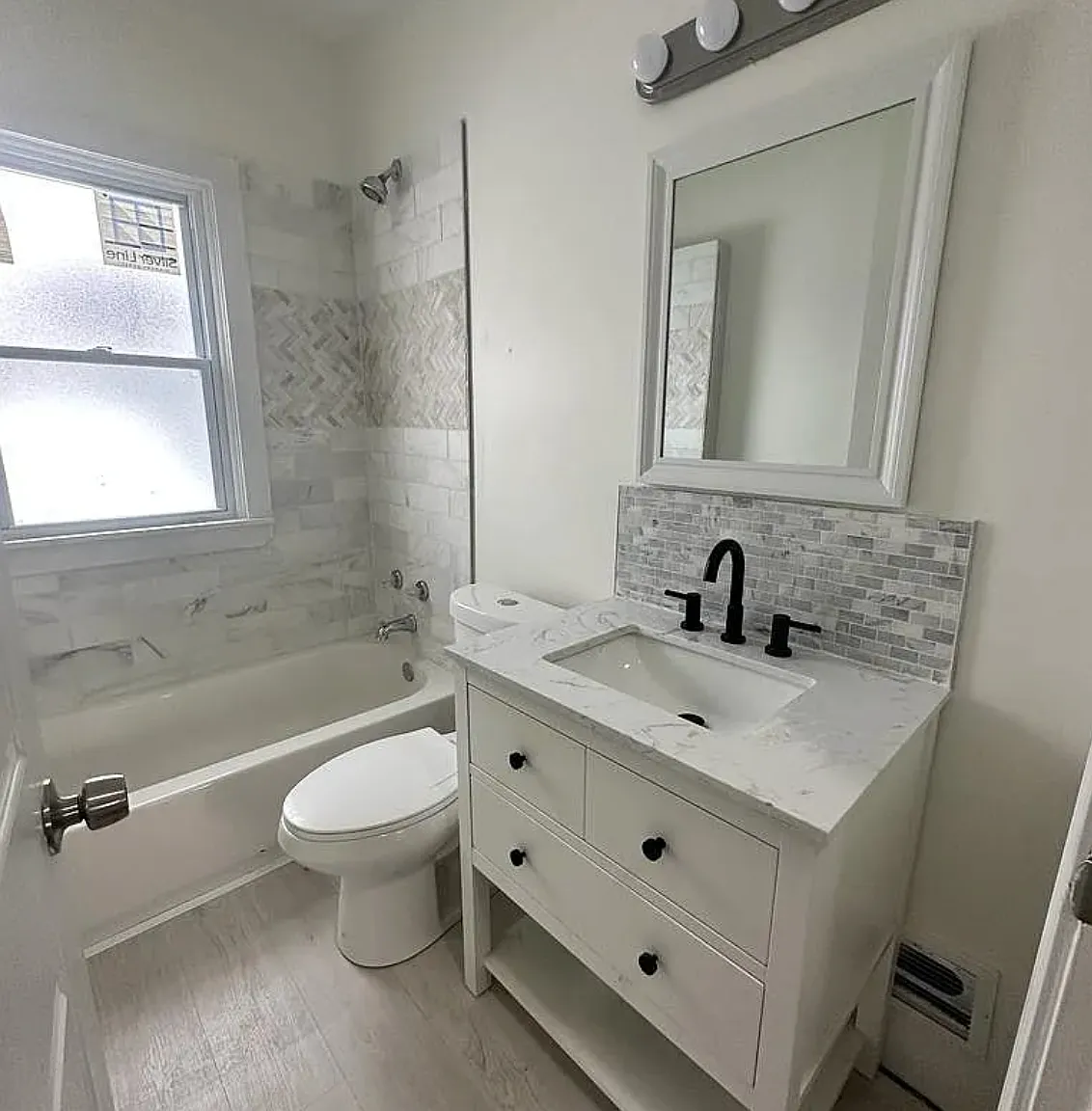 2 bed, 1250 sqft, $1,200 — Photo 2