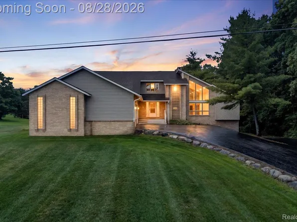 3080 Davisburg Rd, Davisburg, MI 48350