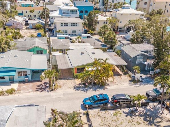 121 86th Ter, Treasure Island, FL 33706