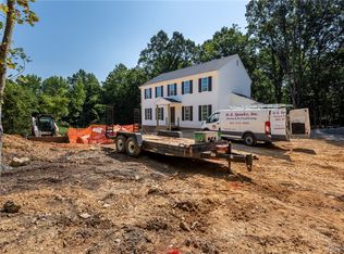 217 Agee Ln, Cumberland, VA 23040