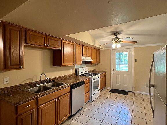 3rd image of 11588 Biscayne Dr