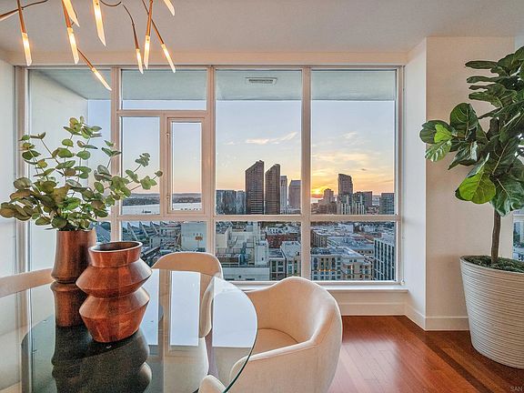 5th image of 325 7th Ave Unit 2304