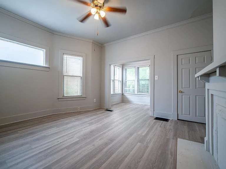 35 S Rembert St — Photo 21