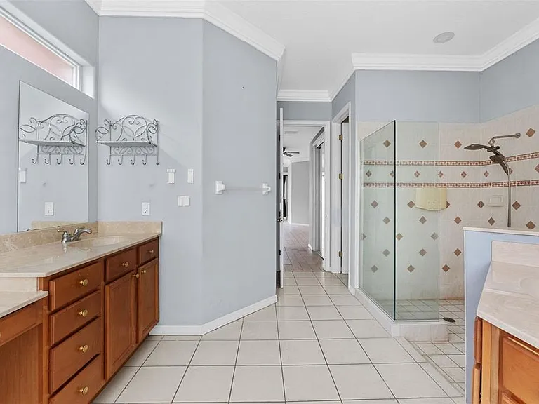 8507 Saint Marino Blvd — Photo 26