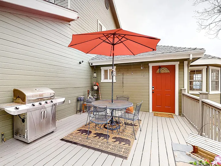 Side deck off of kitchen / laundry area.