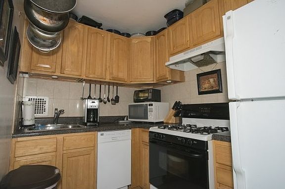 5th image of 1275 E 51st St APT 7W