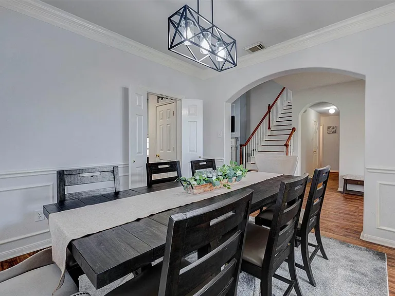 1606 Barrington Hills Ln — Photo 9