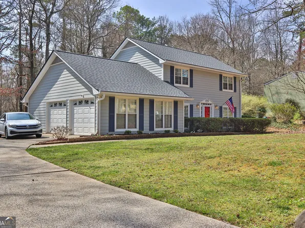 2113 N Landing Way, Marietta, GA 30066