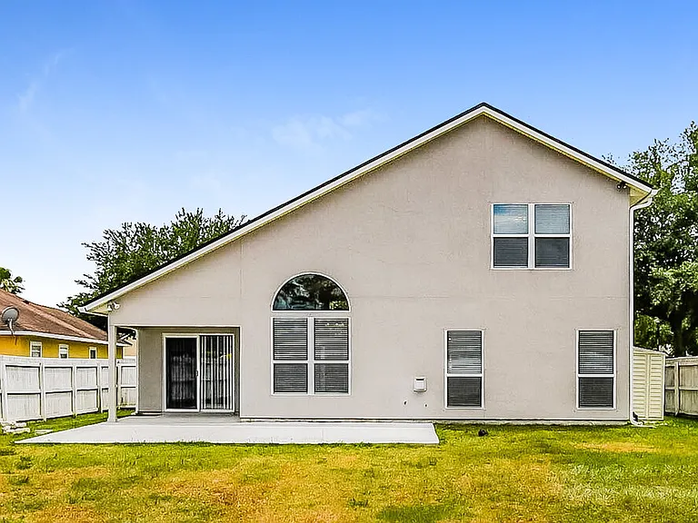 12363 Guava Ct — Photo 17