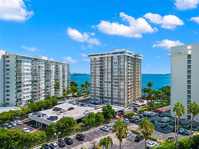 1420 Brickell Bay Dr #1401A — Photo 50