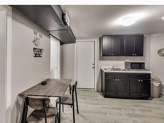 5th image of 1533 S Central Park Ave #Basement
