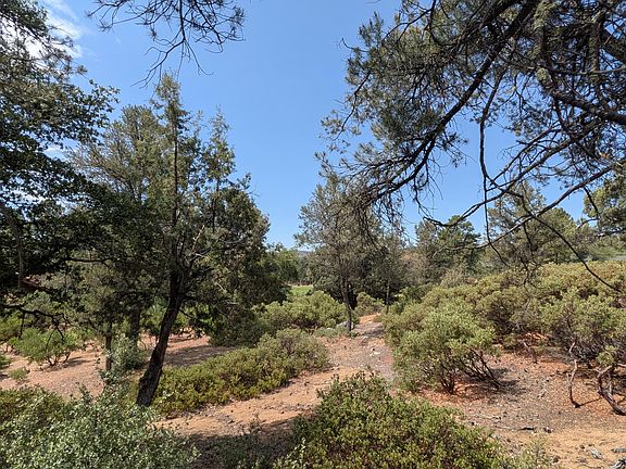 5th image of 2205 E Scenic Dr